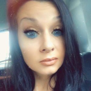 Meet your Posher, Marissa